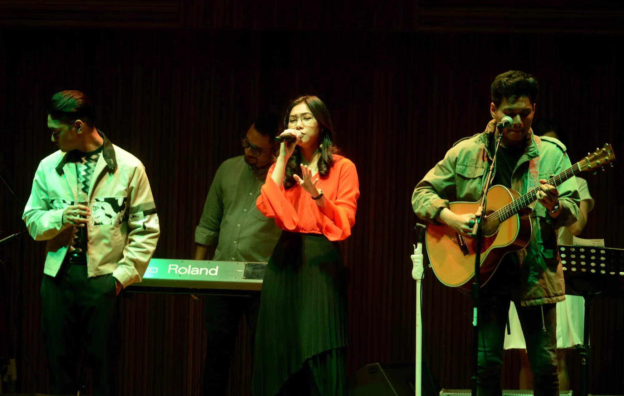 Afgan sebut kalau dirinya sudah siapkan project lain untuk follow up kolaborasinya bersama Rendy Pandugo dan Isyana Sarasvati © KapanLagi.com/Bayu Herdianto