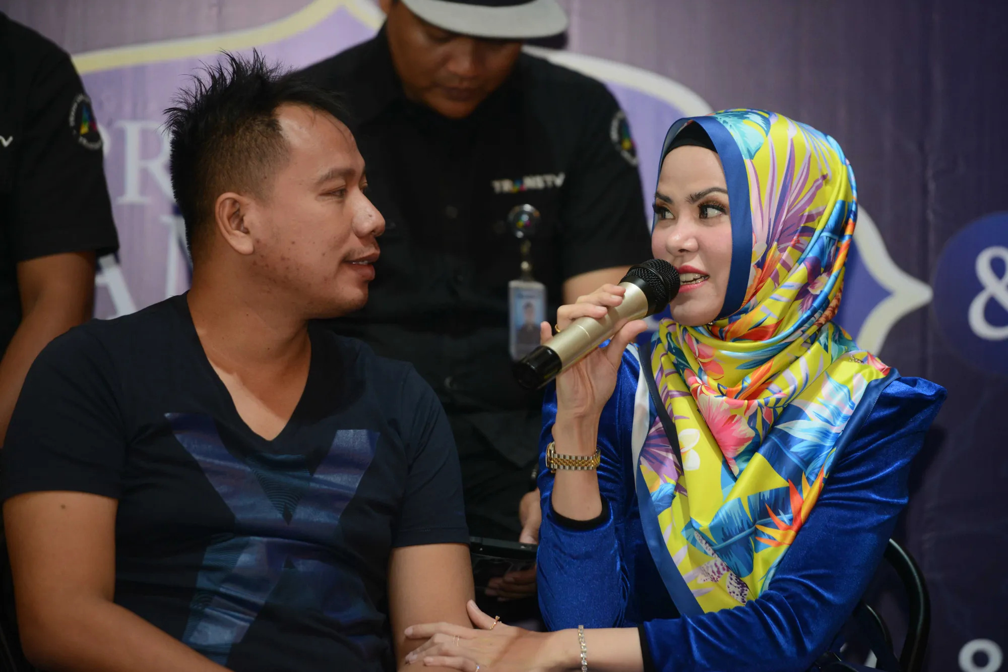 Angel Lelga akui menjadi istri seorang Vicky Prasetyo memang membutuhkan kesabaran ekstra © KapanLagi.com/Bayu Herdianto