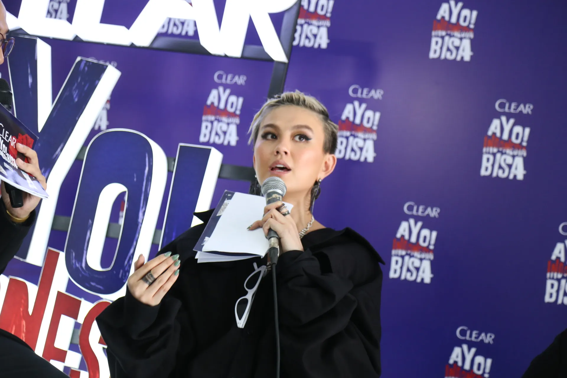 Sebelum merilis album, Agnez Mo sudah menyiapkan dan menyelesaikan sekitar 70 lagu! © KapanLagi.com/Akbar Prabowo Triyuwono