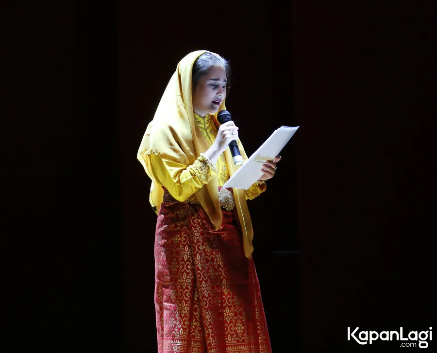 Prilly sudah khatam sejak kelas 6 SD! / Credit: KapanLagi - Akrom Sukarya