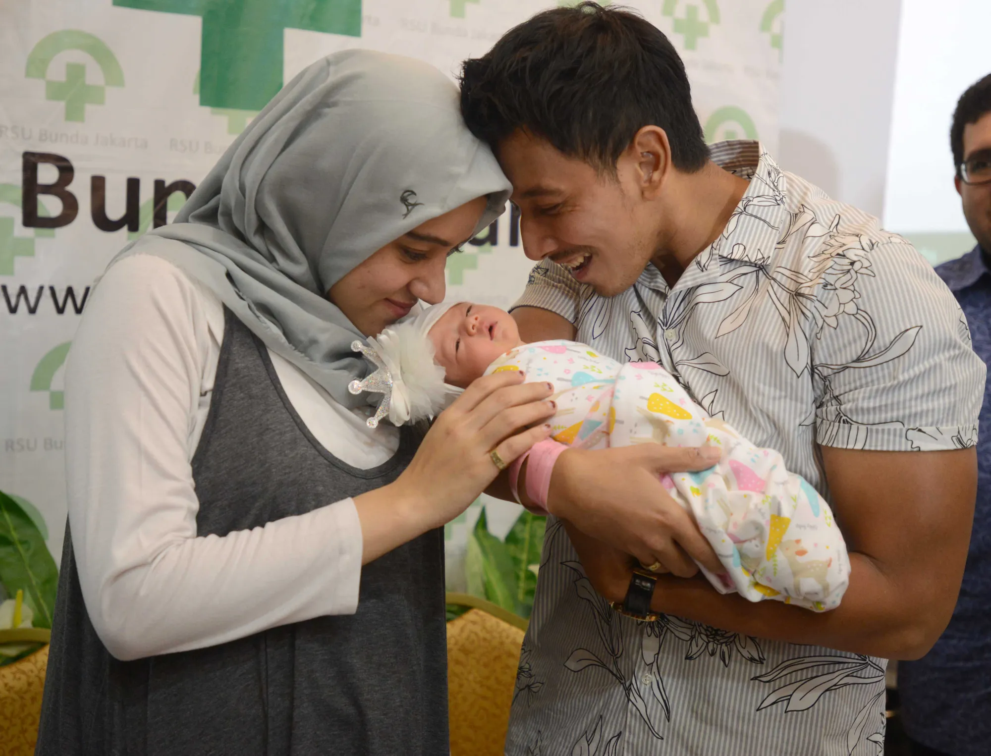 Bayi lahir dengan kondisi bagus, Fairuz A Rafiq tak bisa sembunyikan rasa bahagianya © KapanLagi.com/Bayu Herdianto