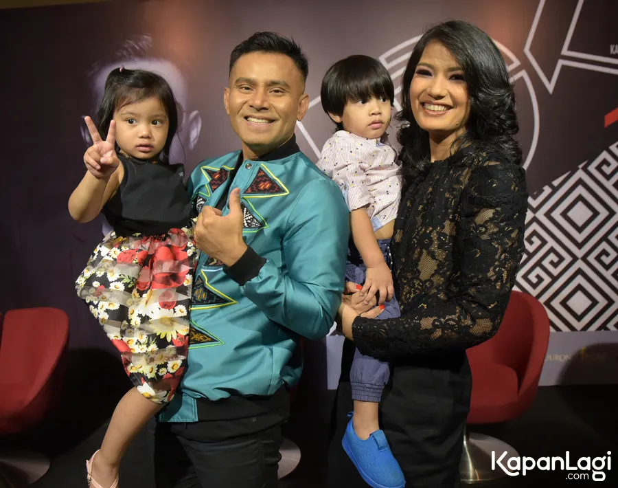 Sebelum menikah, Judika dan Duma Riris sudah lama menjalin hubungan pacaran. © KapanLagi.com/Muhammad Akrom Sukarya