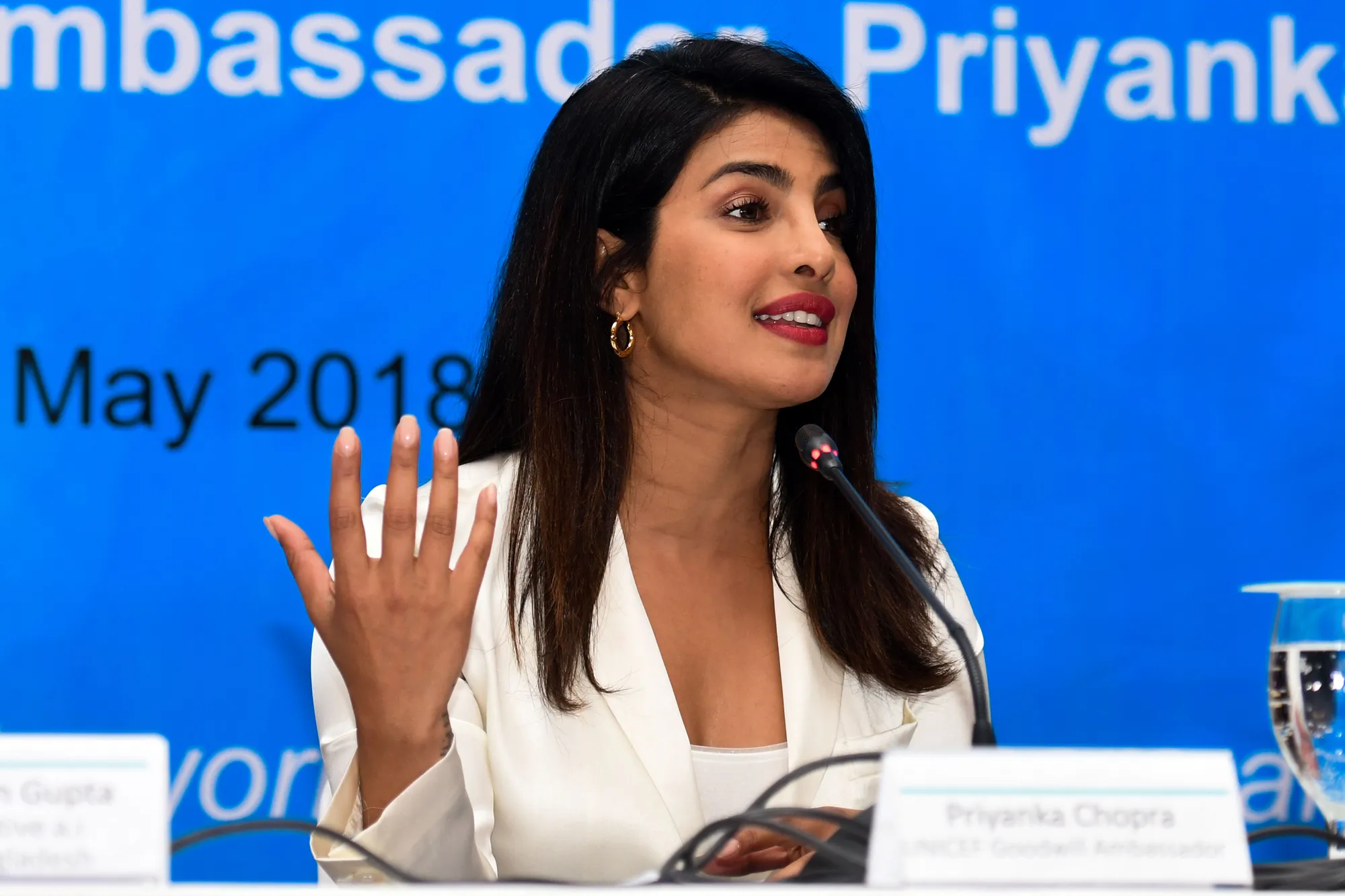 Priyanka mundur dari proyek BHARAT dan disebut produser tak profesional ©AFP