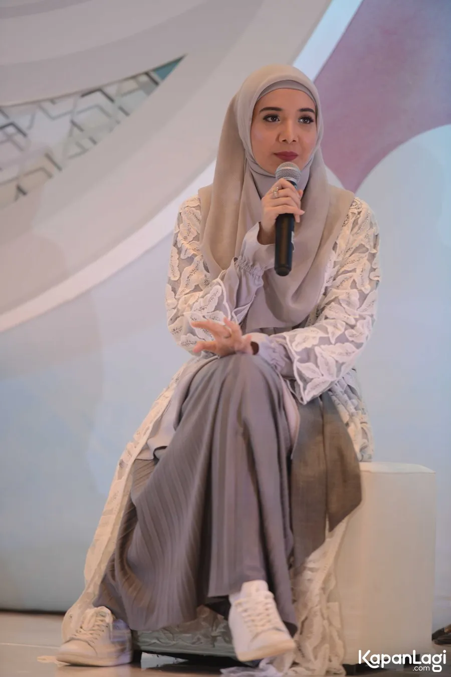 Zaskia Sungkar ingin lebih natural dengan penampilannya. © KapanLagi.com/Bayu Herdianto