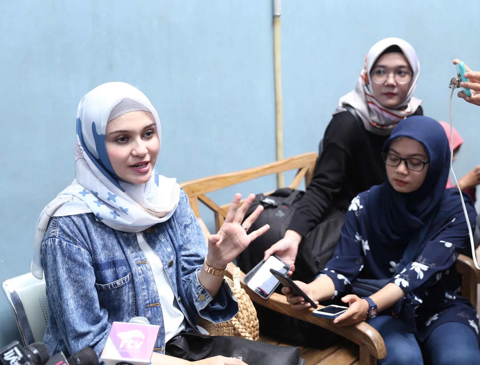 Zee Zee Shahab akui jika dirinya sempat kangen untuk syuting kembali © KapanLagi.com/Muhammad Akrom Sukarya