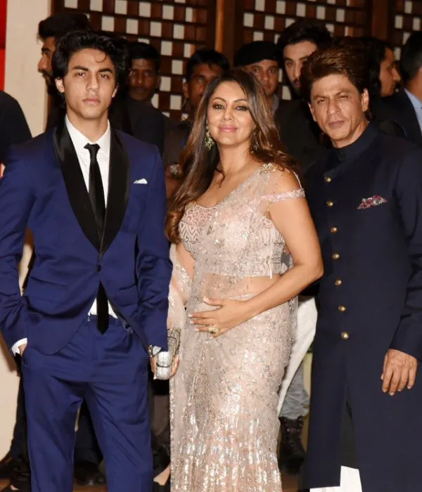 © instagram.com/srkfans