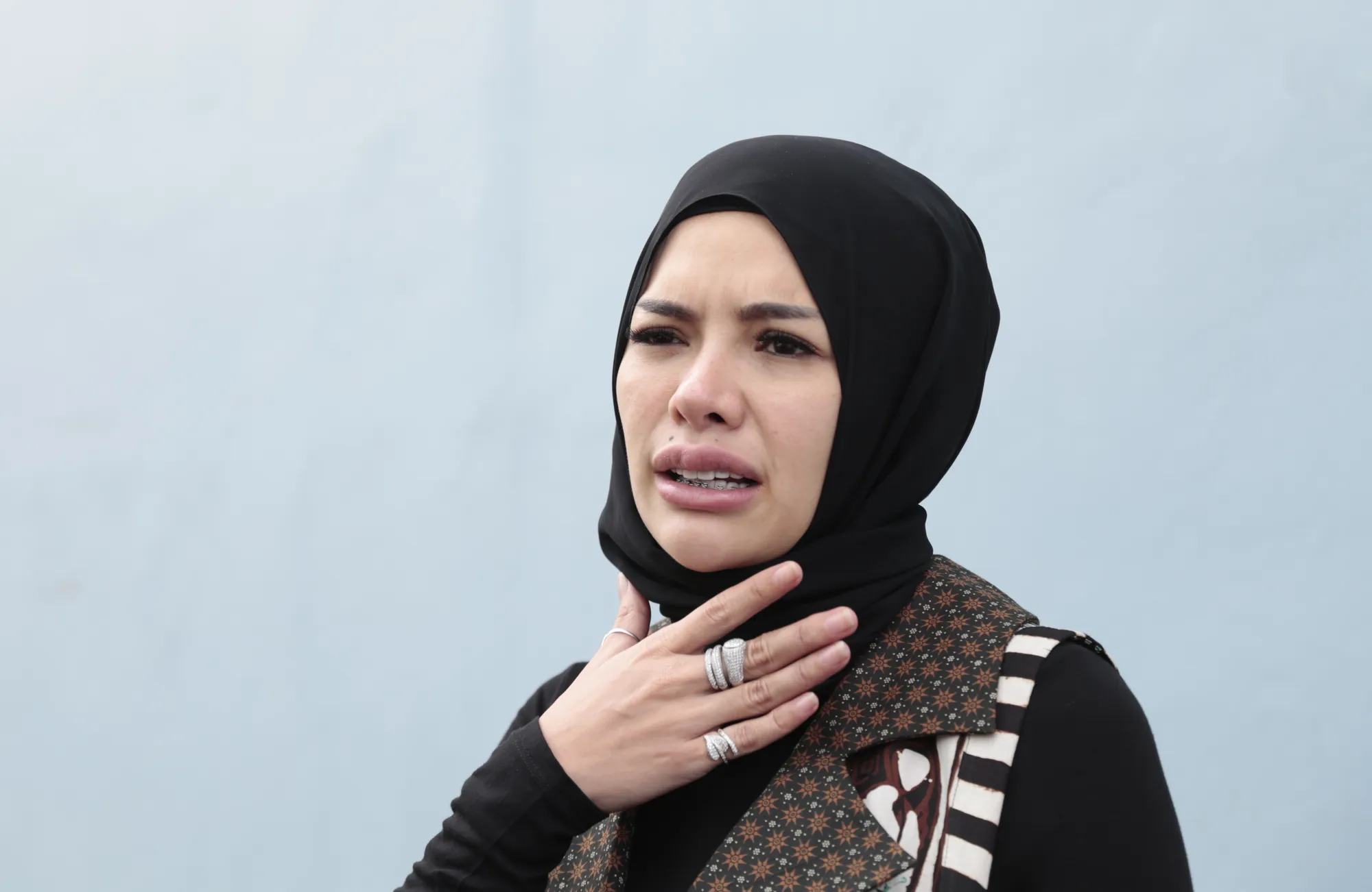 Nikita Mirzani sebut ada banyak pihak lain dalam rumah tangganya dengan Dipo Latief ©KapanLagi.com/Muhammad Akrom Sukarya