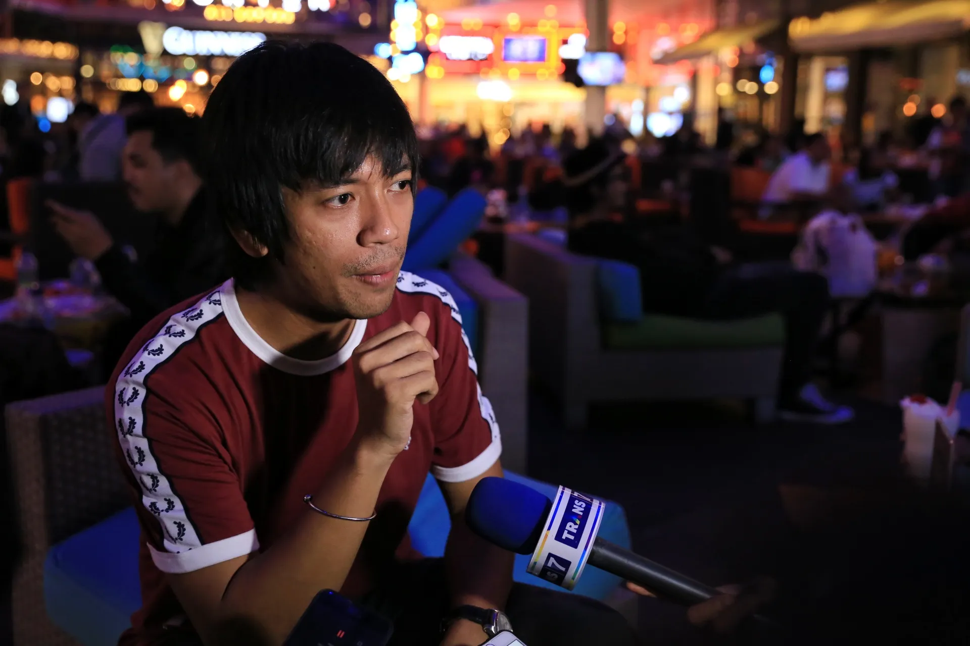 Jadi kehormatan Rian D'Masiv miliki gitar Chrisye © KapanLagi.com/Muhammad Akrom Sukarya