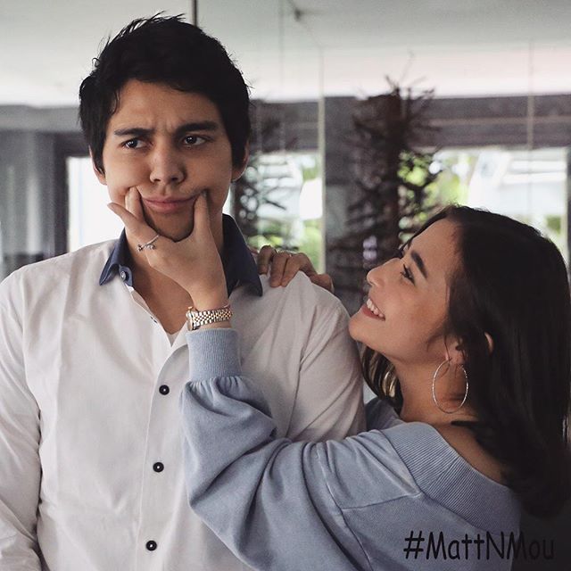 8 Potret Prilly Latuconsina Maxime Bouttier Pose Kocak 