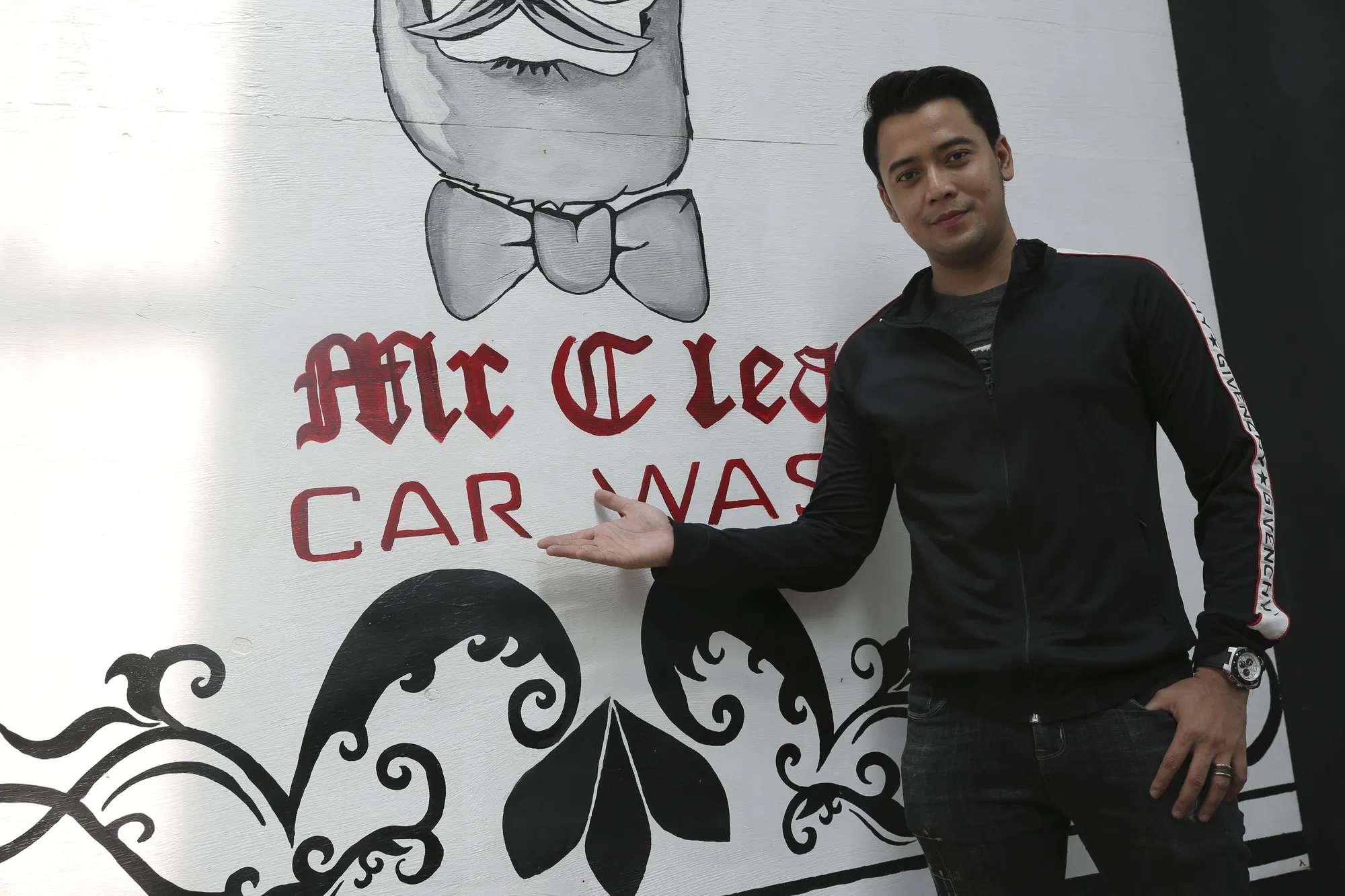 Kris ingin beli rumah untuk istrinya kelak / Credit: KapanLagi - Budy Santoso