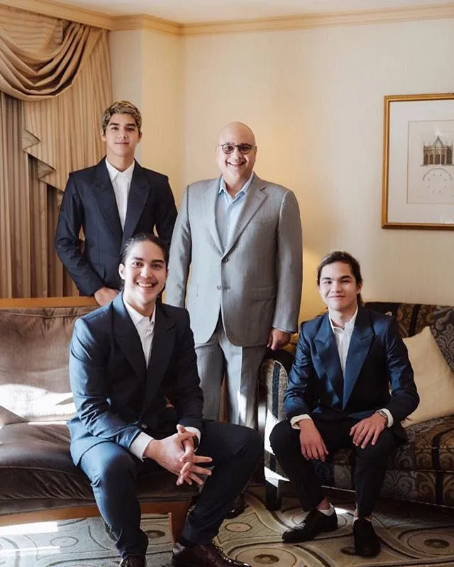 Dul dan kakak-kakaknya © instagram.com/maiaestiantyreal