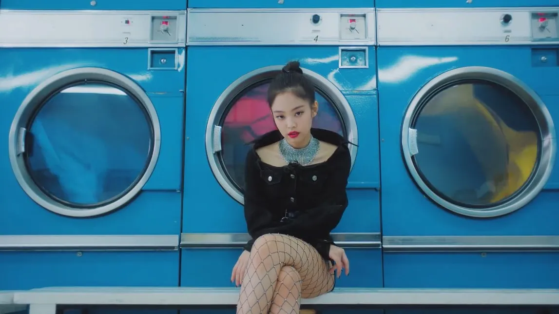 Cantik di Tempat Laundry