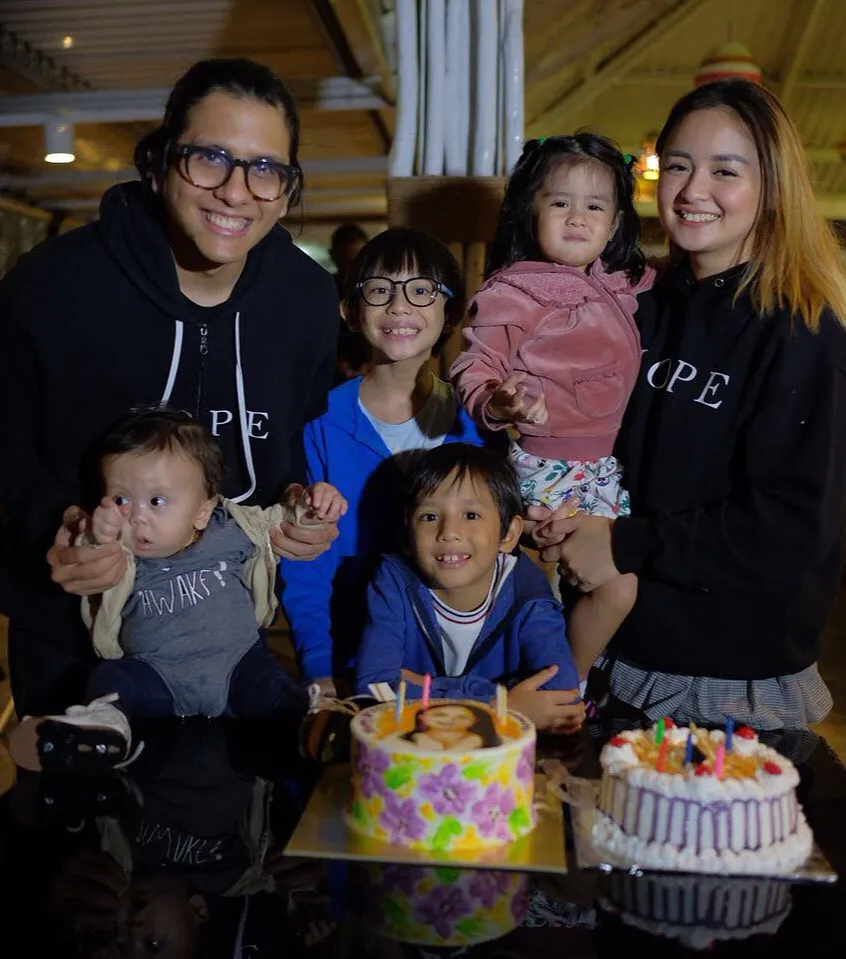 Joanna Alexandra dan Keluarga © Instagram/joannaalexandra