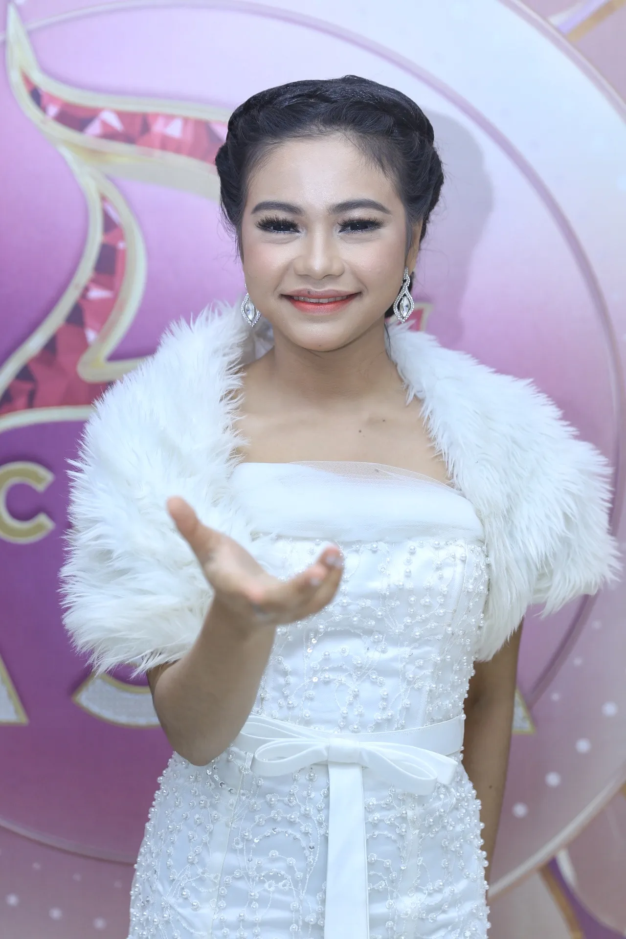 Rara Lida genap berusia 17 tahun! / Credit: KapanLagi - Adrian Utama Putra