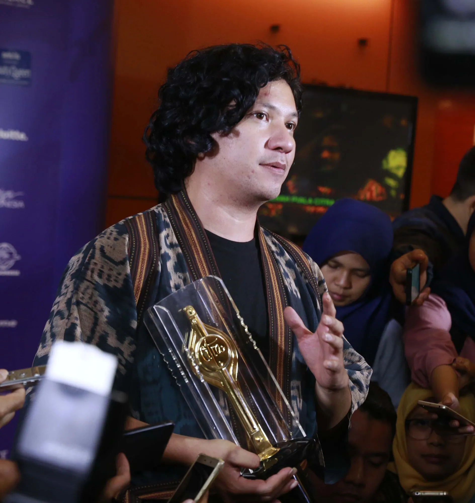 Tak Bisa Kontrol