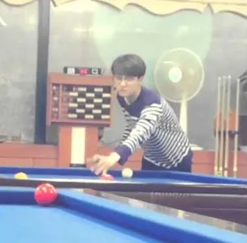 D.O. main biliar © Istimewa