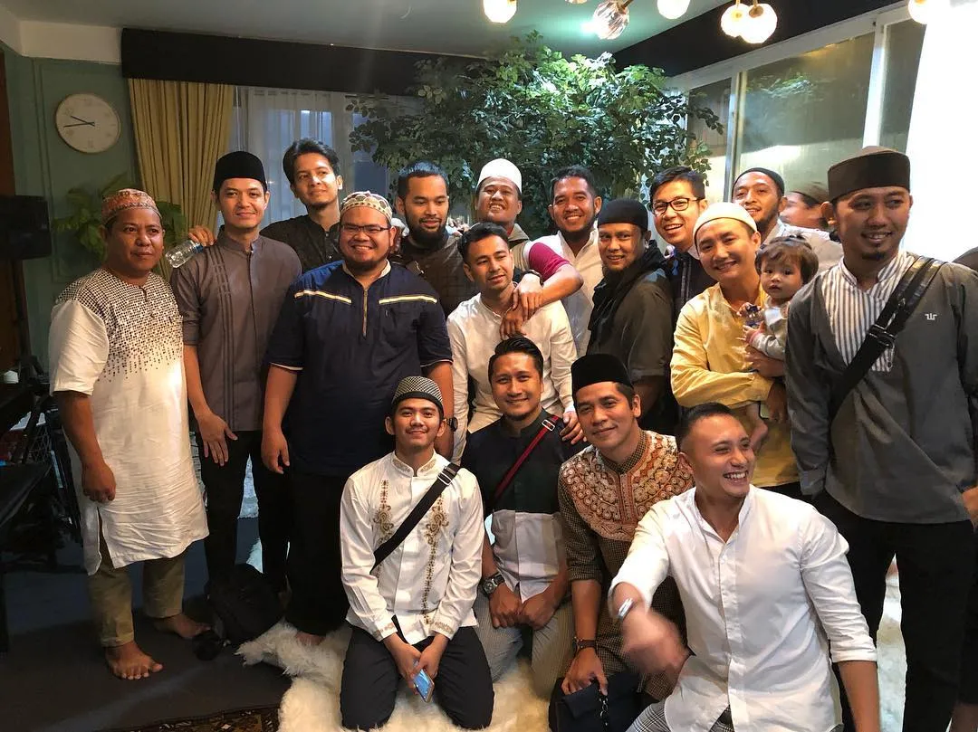Raffi bersama teman artis © instagram.com/raffinagita1717