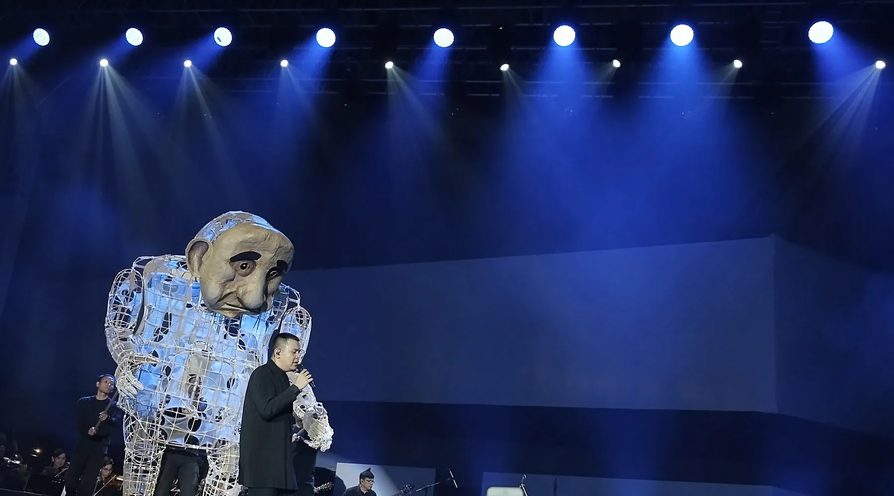 Boneka raksasa © KapanLagi.com/Bambang E Ros