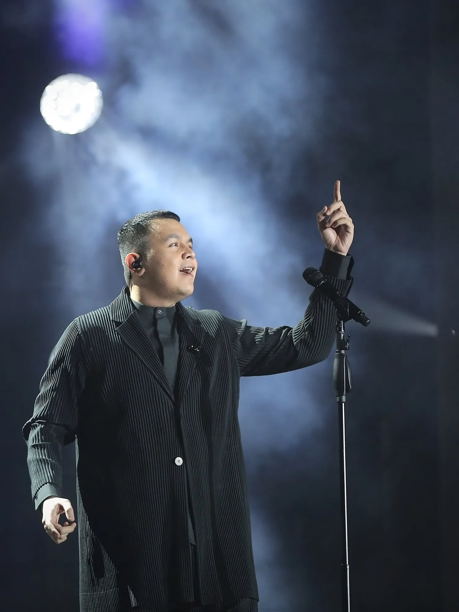 Tulus hadirkan program penggalangan dana © KapanLagi.com/Bambang E Ros