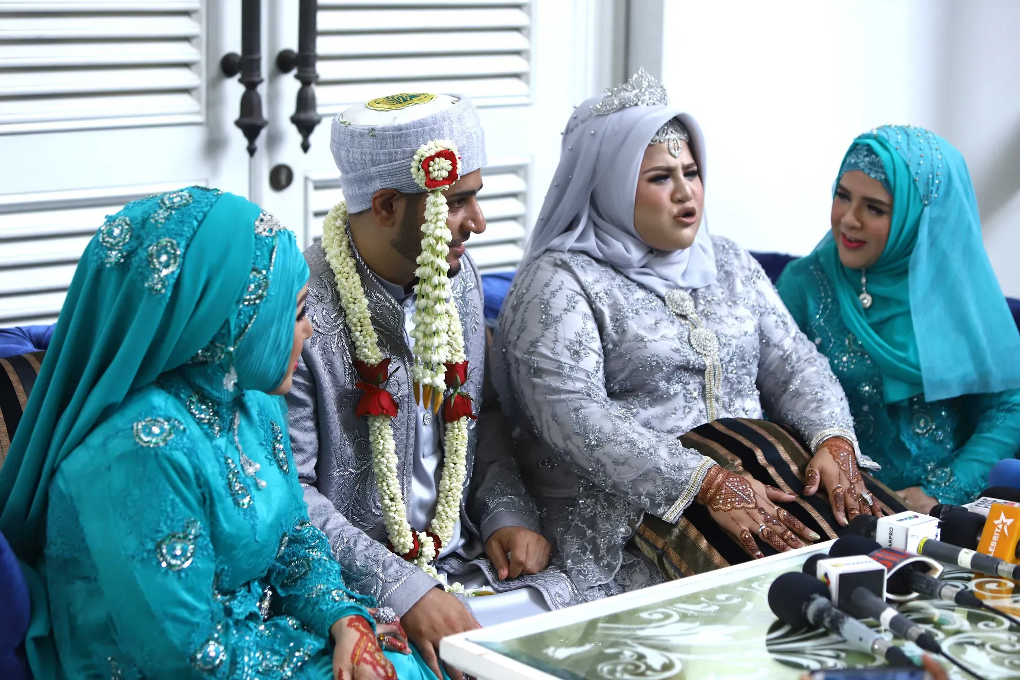 Elvy Sukaesih dan anak-anaknya © KapanLagi.com®/Bayu Herdianto