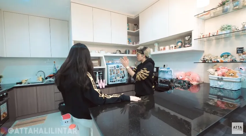 (credit: Atta Halilintar YouTube channel)