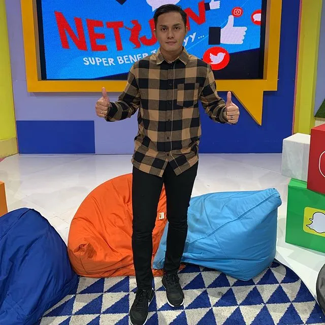 Hadir di Acara TV