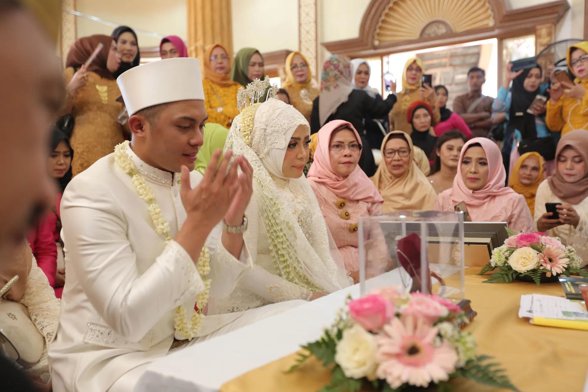 Beda 10 Tahun?