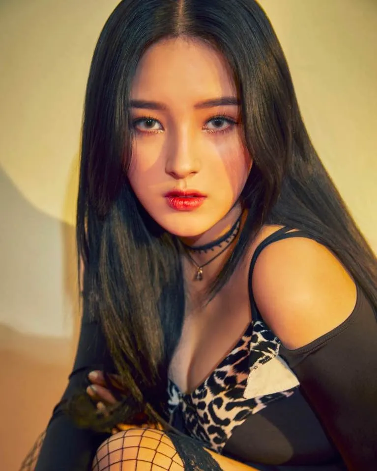 Nancy MOMOLAND