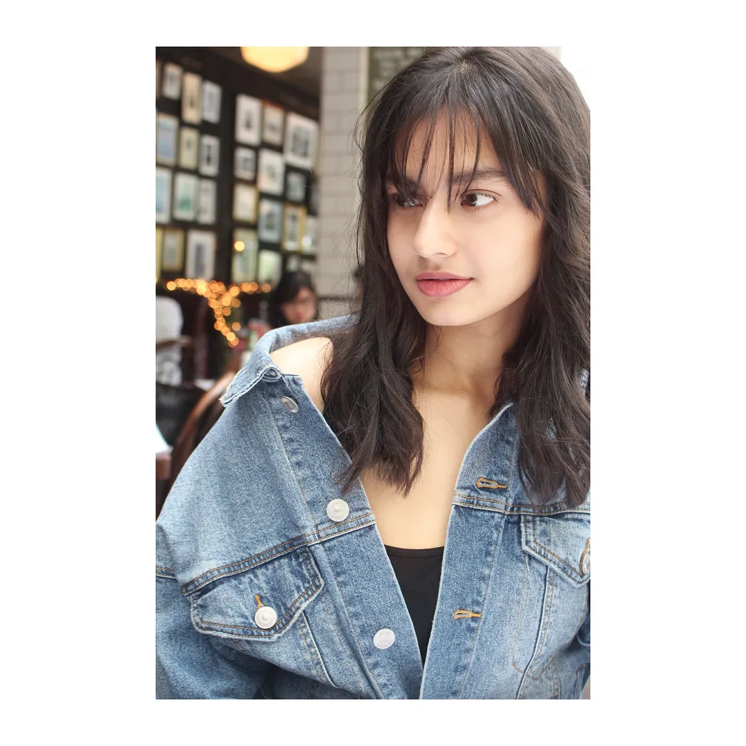 Cantik Bak Model