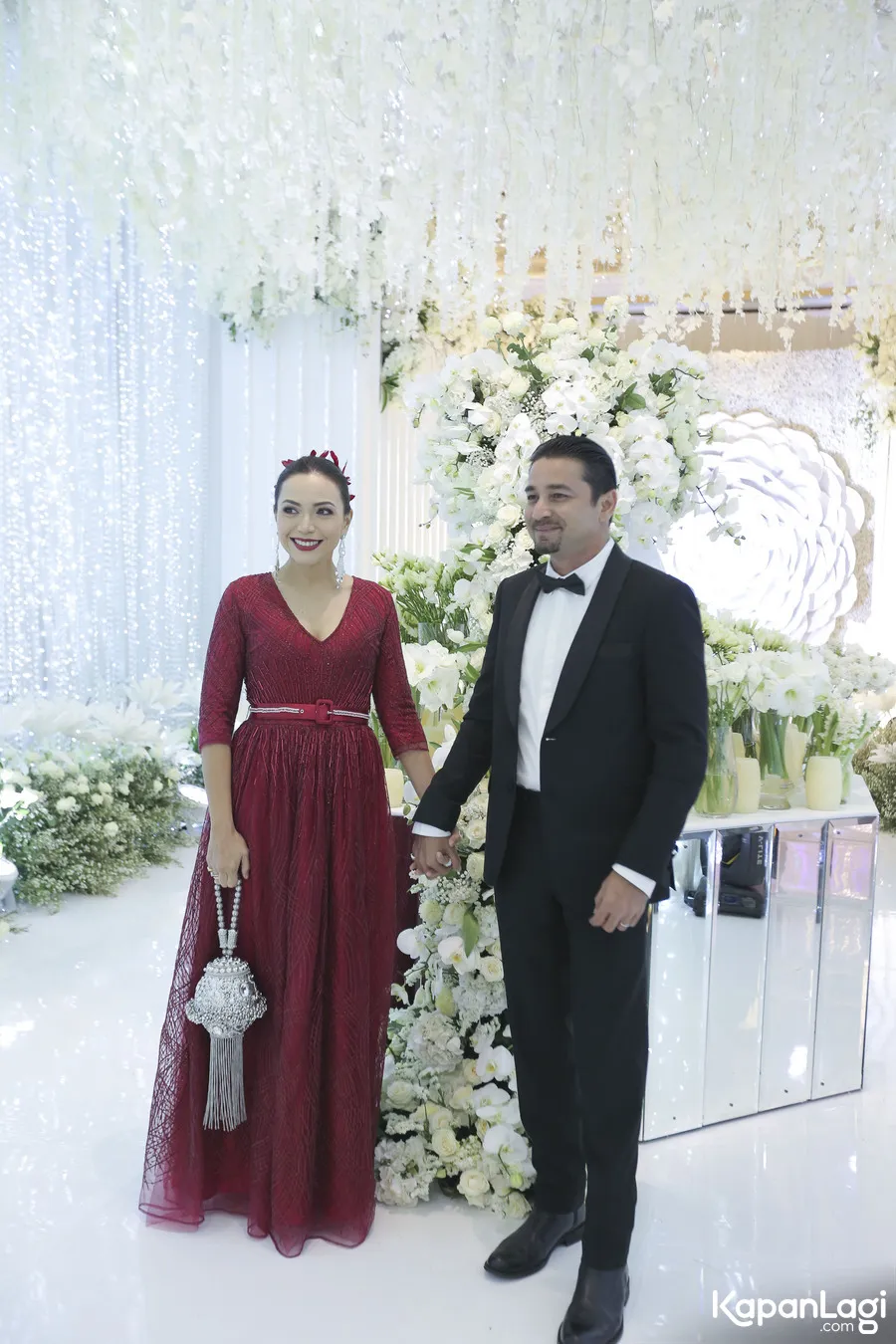 Umay Lubis dan Istri