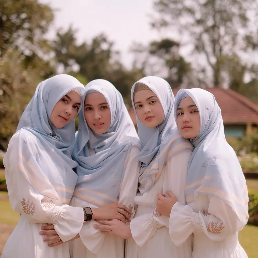 (credit: instagram.com/imazfitria)