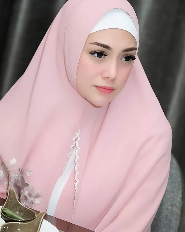 Celine Evangelista © instagram.com/celine_evangelista