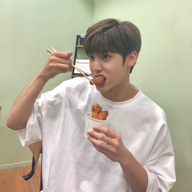 Bisa Diajak Mukbang