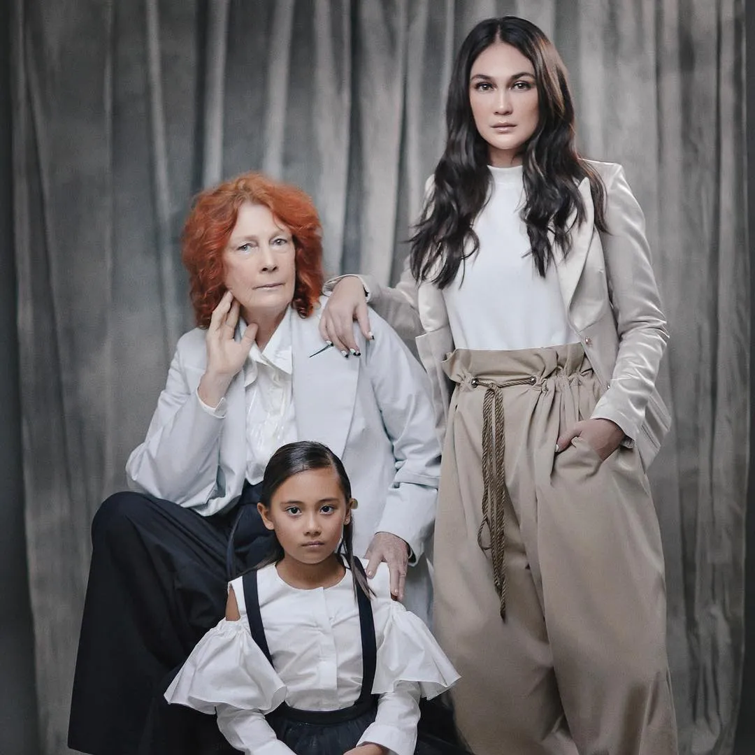 (credit: instagram.com/lunamaya)