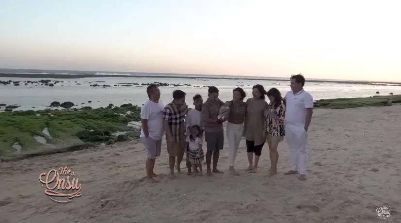 (credit: The Onsu YouTube channel)