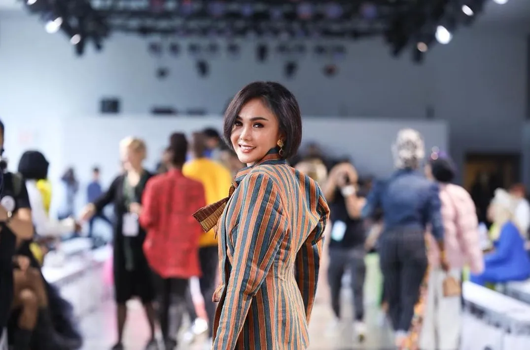 (credit: instagram.com/yunishara36)