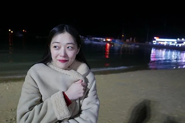 Sulli © instagram.com/jelly_jilli