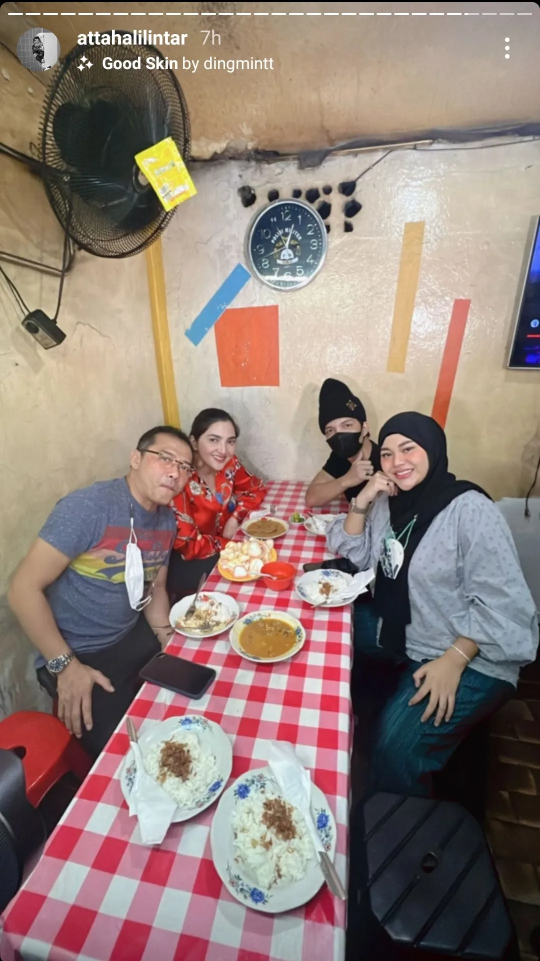 © instagram.com/attahalilintar