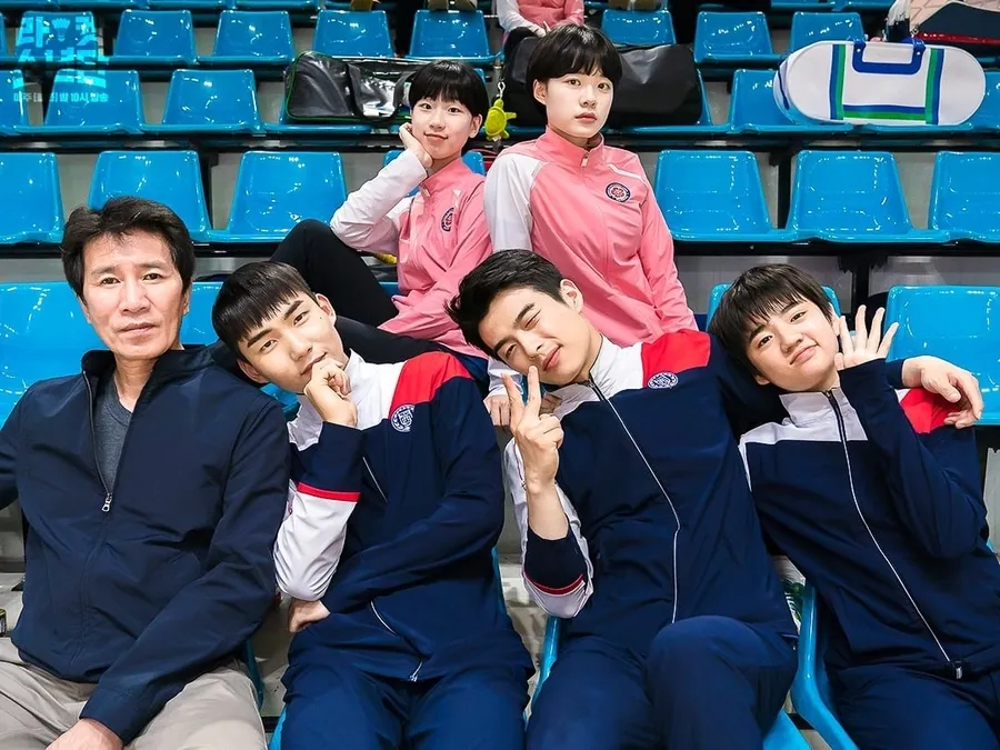 RACKET BOYS