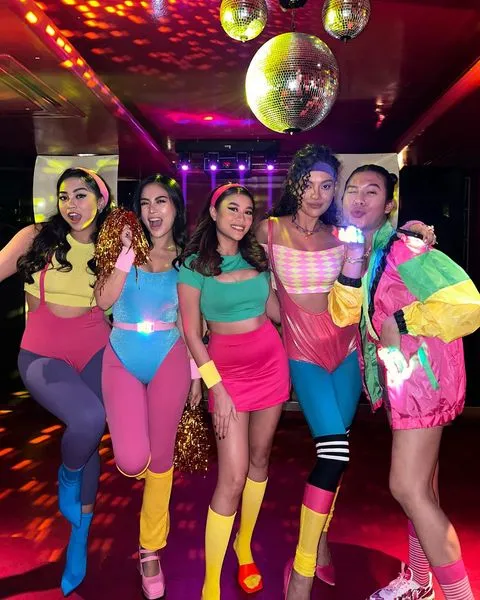 Rachel Vennya yang tampil pakai baju senam kali ini juga tak luput dari sorotan netizen di media sosial. Banyak yang memuji, tapi tak sedikit juga yang mencibir.