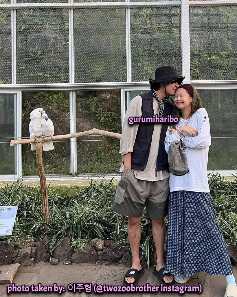 Beredar foto diduga V BTS dan Jennie BLACKPINK liburan ke Pulau Jeju. credit: gurumiharibo