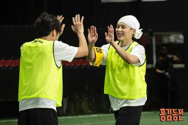 instagram.com/hk_coin