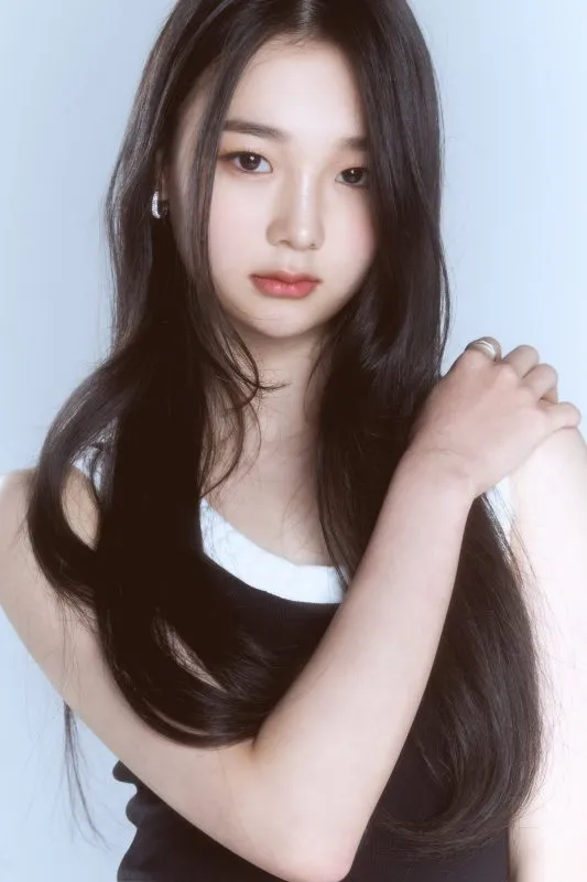 profil LIMELIGHT K-Pop (credit: 143 Entertainment)