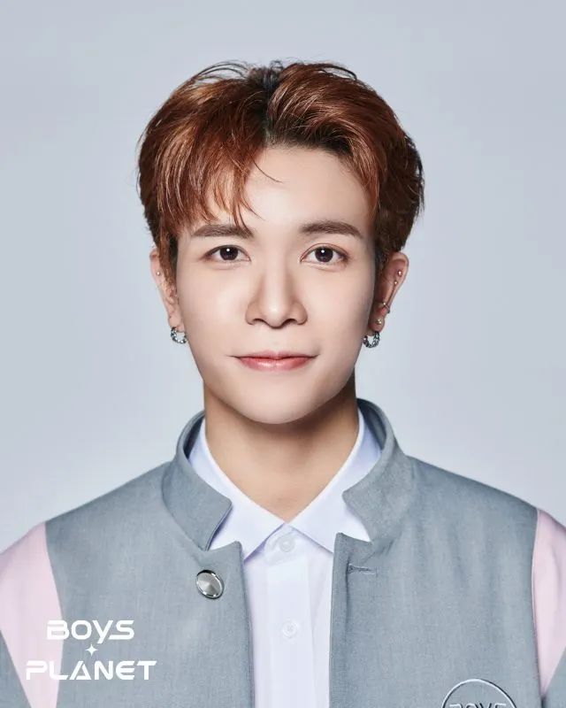 Winnie yang lahir pada 18 November 1998 ini berasal dari Thailand dan trainee di FirstOne Entertainment. Ia merupakan member NINE.i. yang suka menulis lagu.