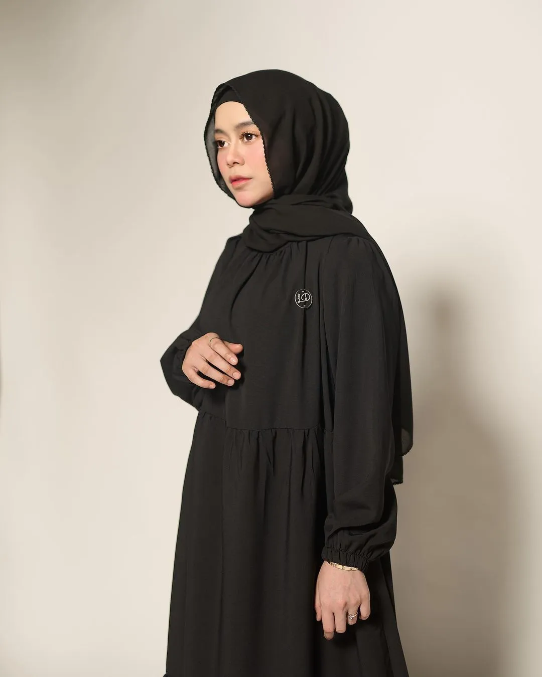 Lesti Menangis