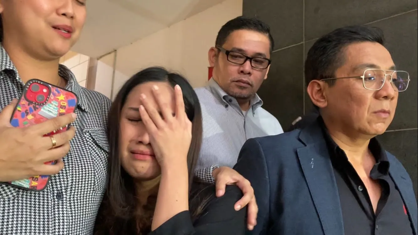 Tamara kala preskon di Polda sebelum ekshumasi Dante © KapanLagi.com/Irfan Kafril