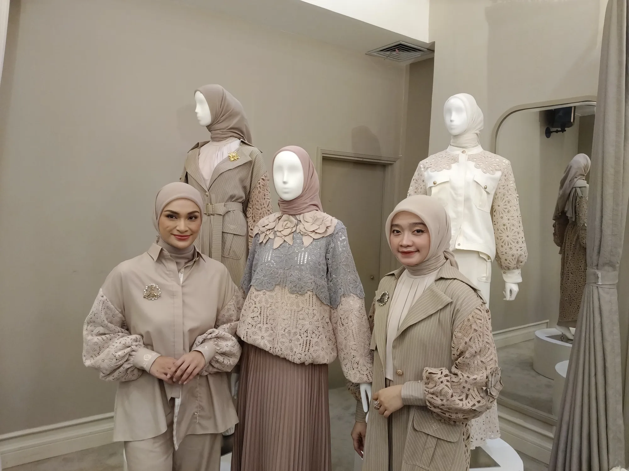 Putri Zulhas dan Zumi Zola © KapanLagi.com/Sahal Fadhli