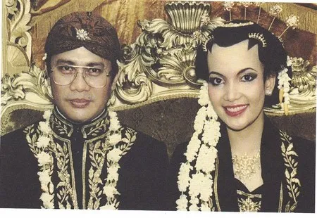 33 Tahun Bersama, 8 Potret Kak Seto dan Sang Istri yang Tak Tersorot - Bahagia Habiskan Waktu dengan Cucu