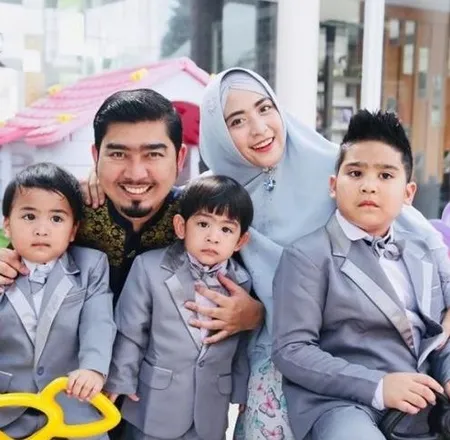 6 Anak Selebriti Ini Menimba Ilmu di Pesantren, Ada Pesan Haru yang Disematkan Orangtua Demi Masa Depan Mereka yang Lebih Baik