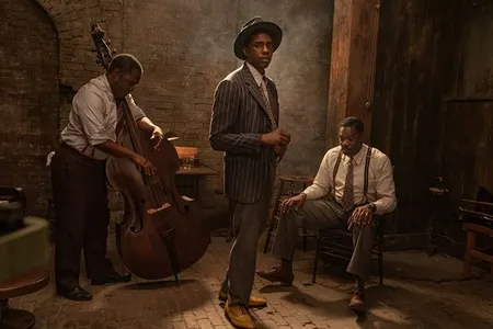 6 Cuplikan Adegan 'MA RAINEY'S BLACK BOTTOM', Persembahan Apik Terakhir Chadwick Boseman
